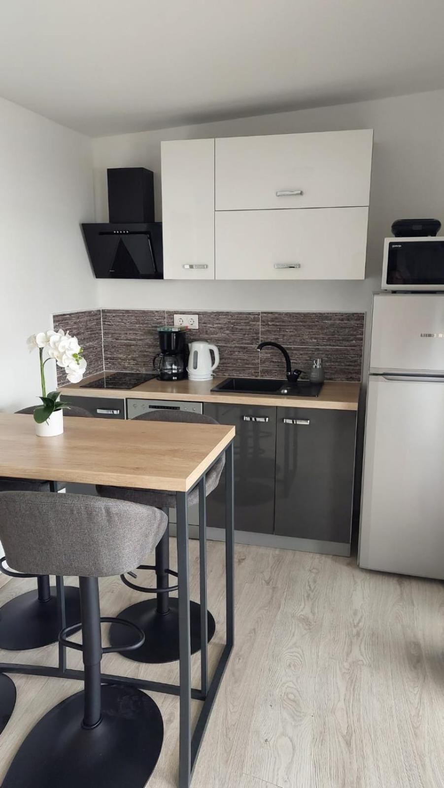 Lavanda Mobile Homes & Villas Оребич Экстерьер фото